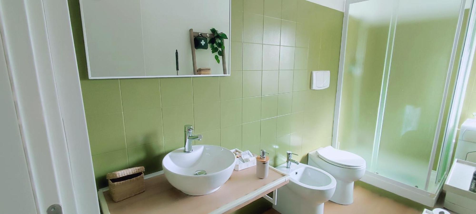 2 Bedroom Gem Near Milano Centrale Fast Wi Fi Kademy House Exterior photo