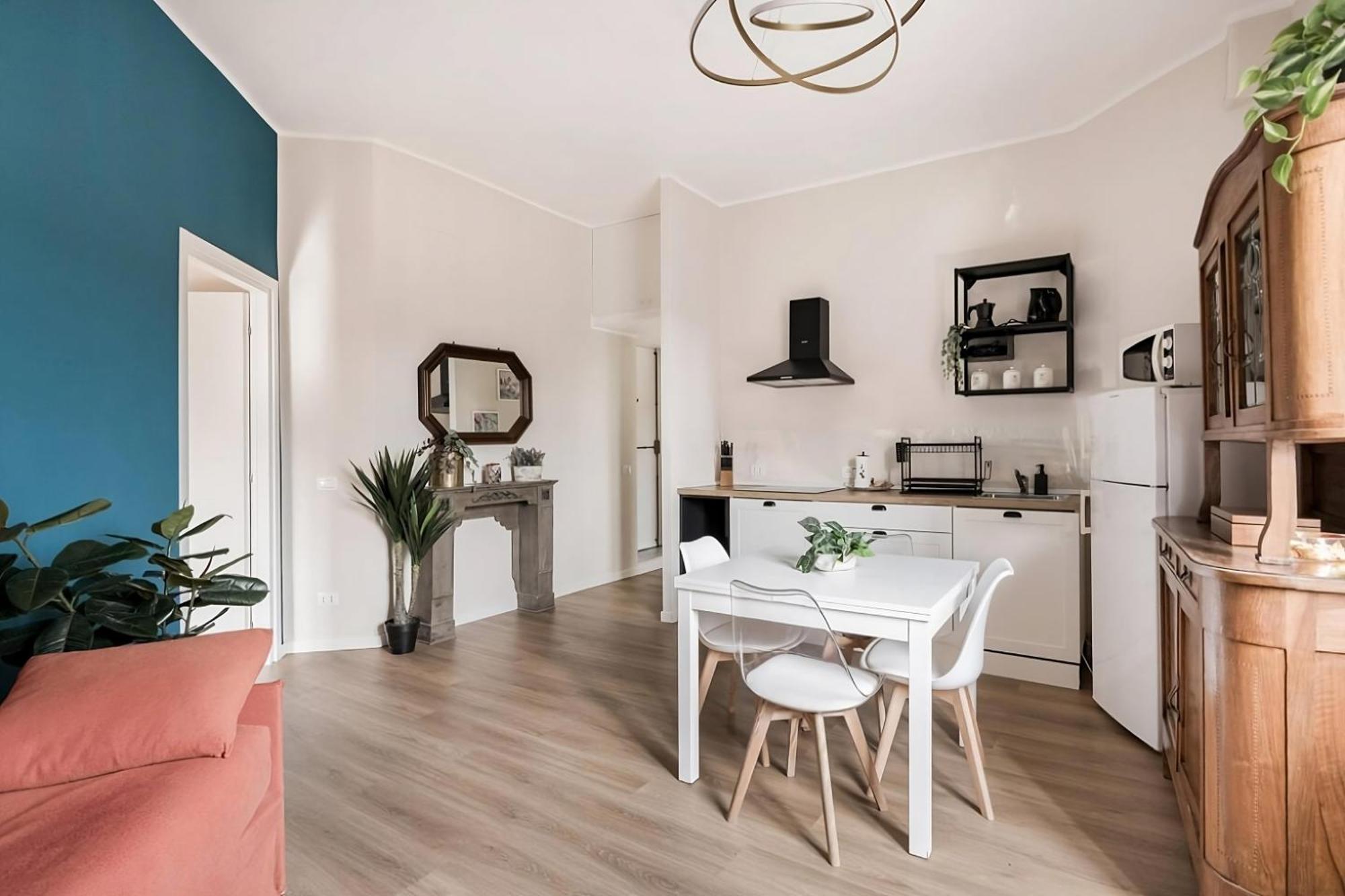 2 Bedroom Gem Near Milano Centrale Fast Wi Fi Kademy House Exterior photo